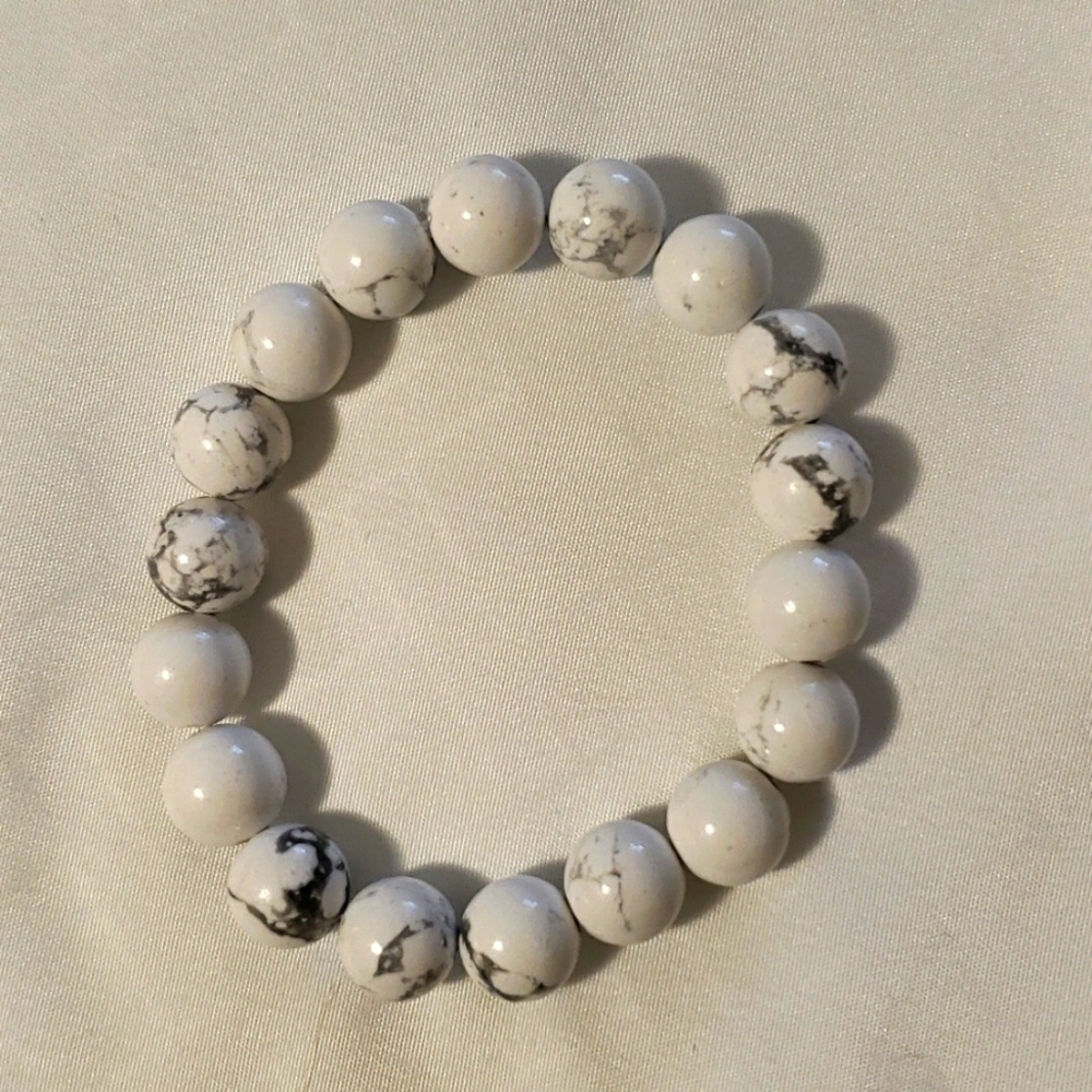 White Semi-precious Natural Gemstone Bracelet
